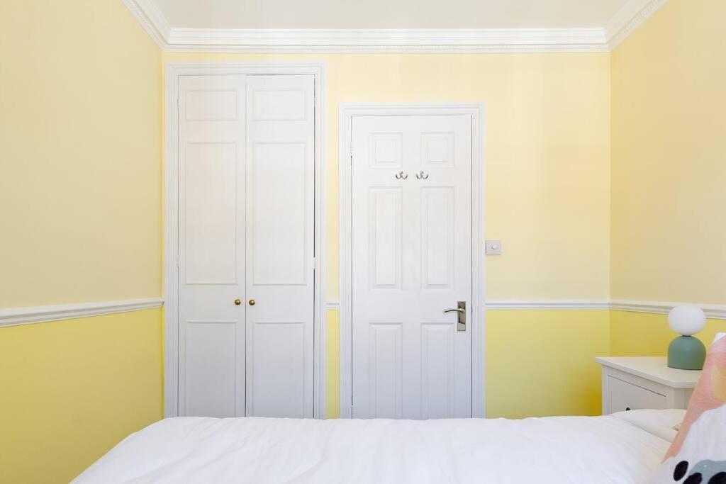 Spacious 3 Bedroom Flat With Terrace Londra Dış mekan fotoğraf