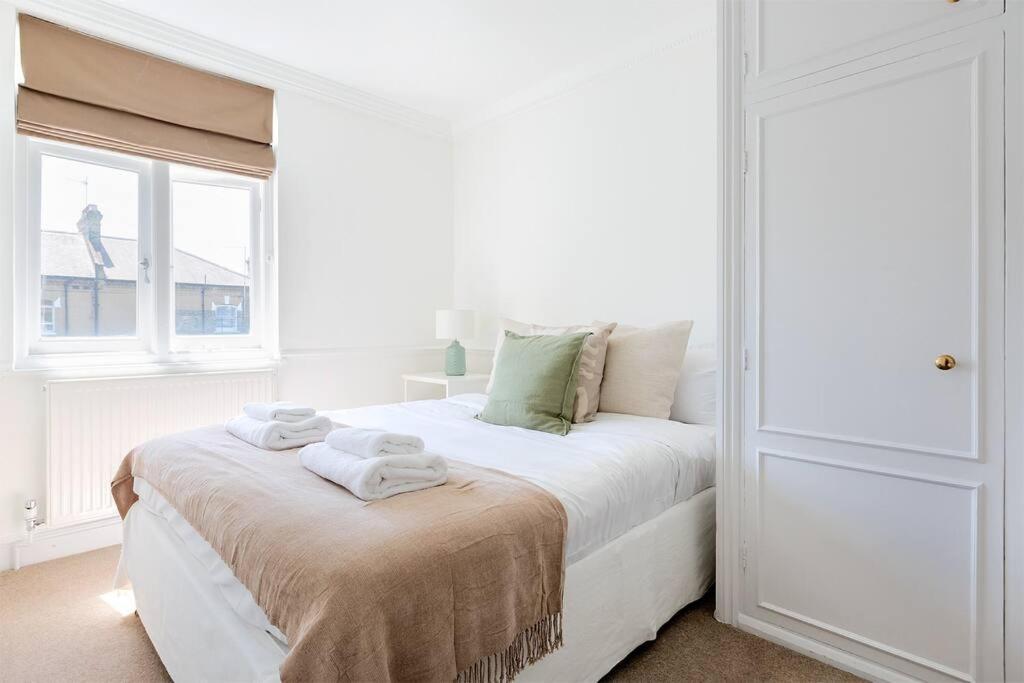 Spacious 3 Bedroom Flat With Terrace Londra Dış mekan fotoğraf