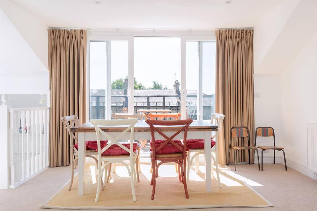 Spacious 3 Bedroom Flat With Terrace Londra Dış mekan fotoğraf